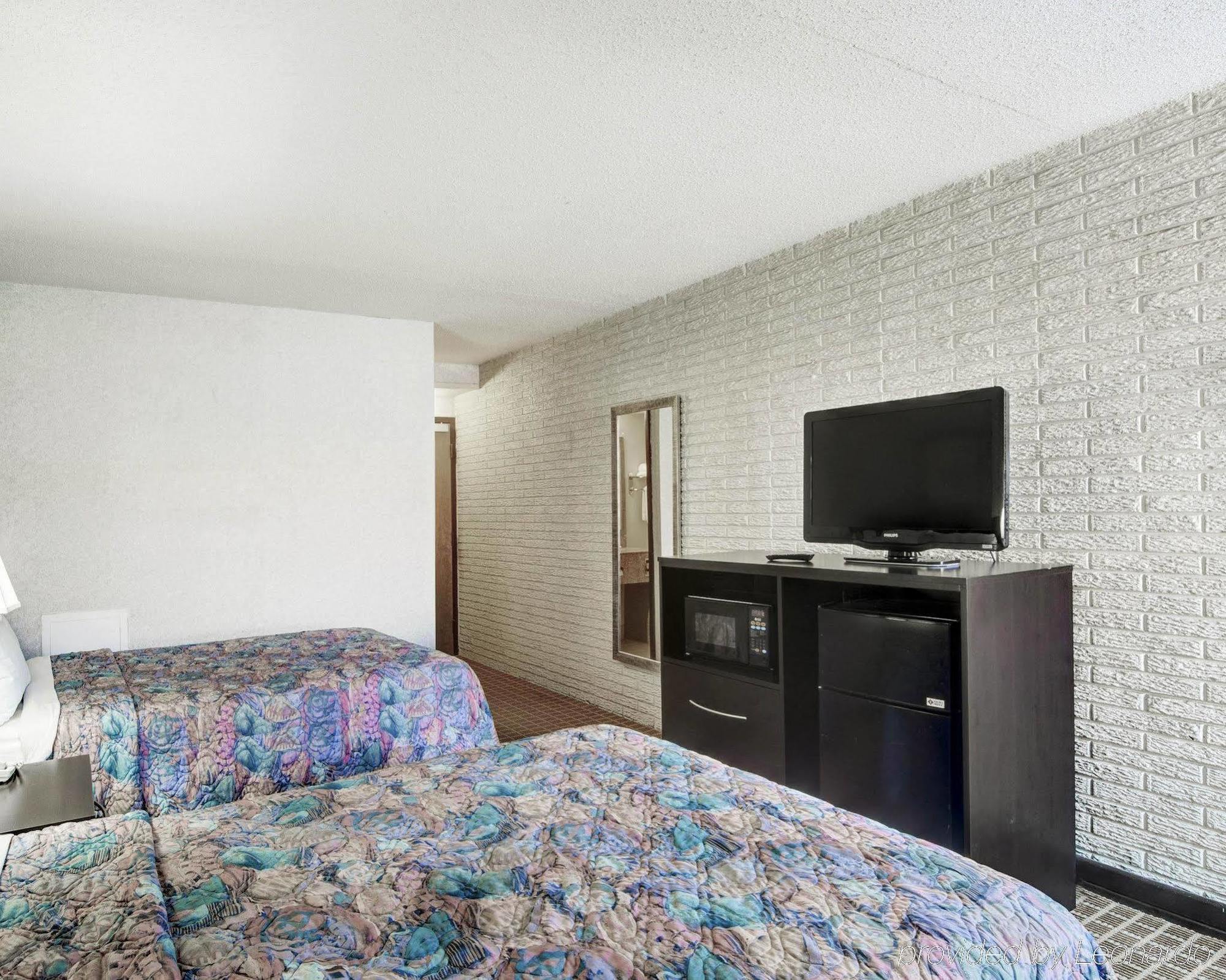 Days Inn By Wyndham Harrisonburg Ngoại thất bức ảnh